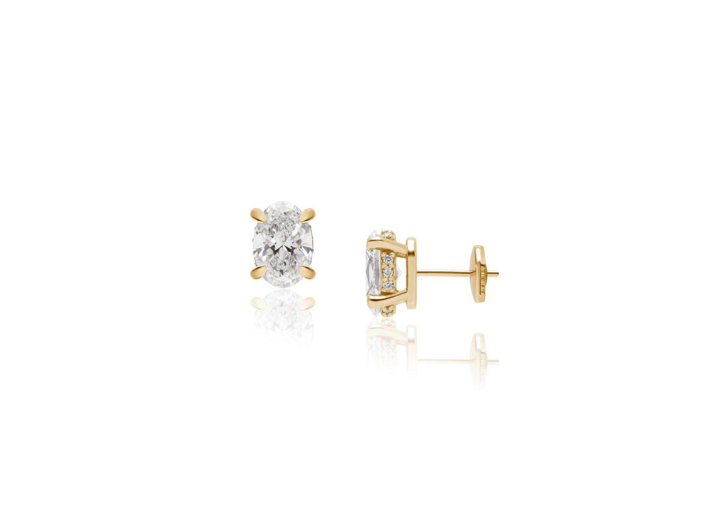 オーバルピアス／１ctダイヤモンド（トータル２ct）