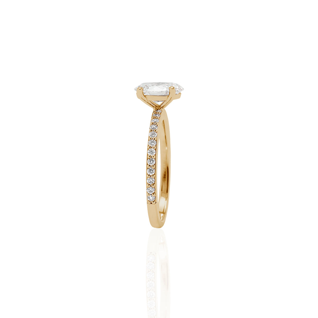 オーバルリング １ct/１line ハーフエタニティ